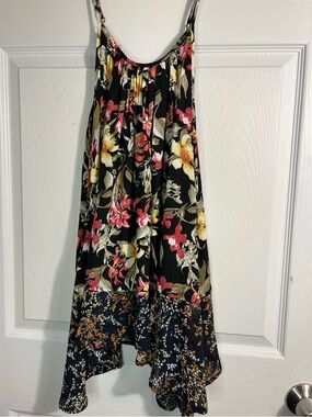 UMGEE Black Floral Spaghetti Strap Tunic Top L